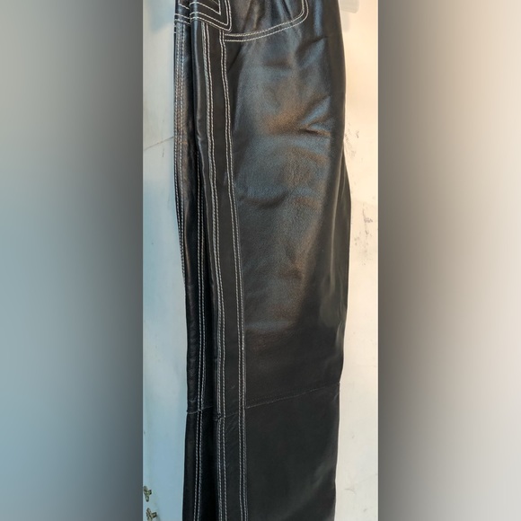 Chic leather pants - Picture 2 of 5